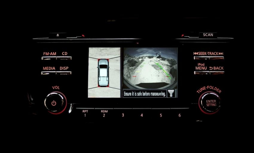 Nissan Navara VL Plus ra mat tai Malaysia anh 2