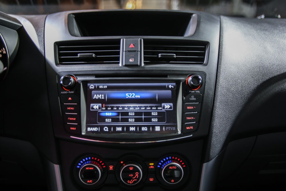 Mazda BT-50 ban nang cap giua doi ra mat anh 10