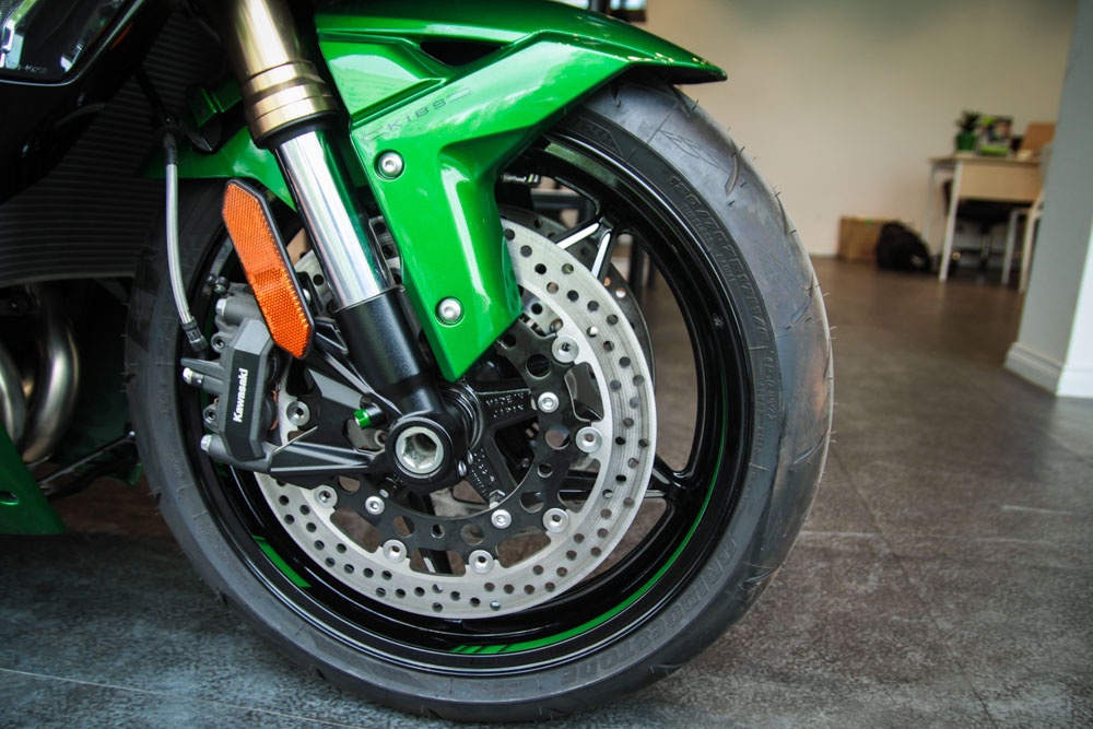 Kawasaki H2 SX SE dau tien tai Viet Nam anh 8