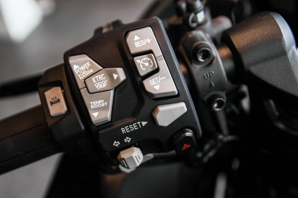 Kawasaki H2 SX SE dau tien tai Viet Nam anh 7