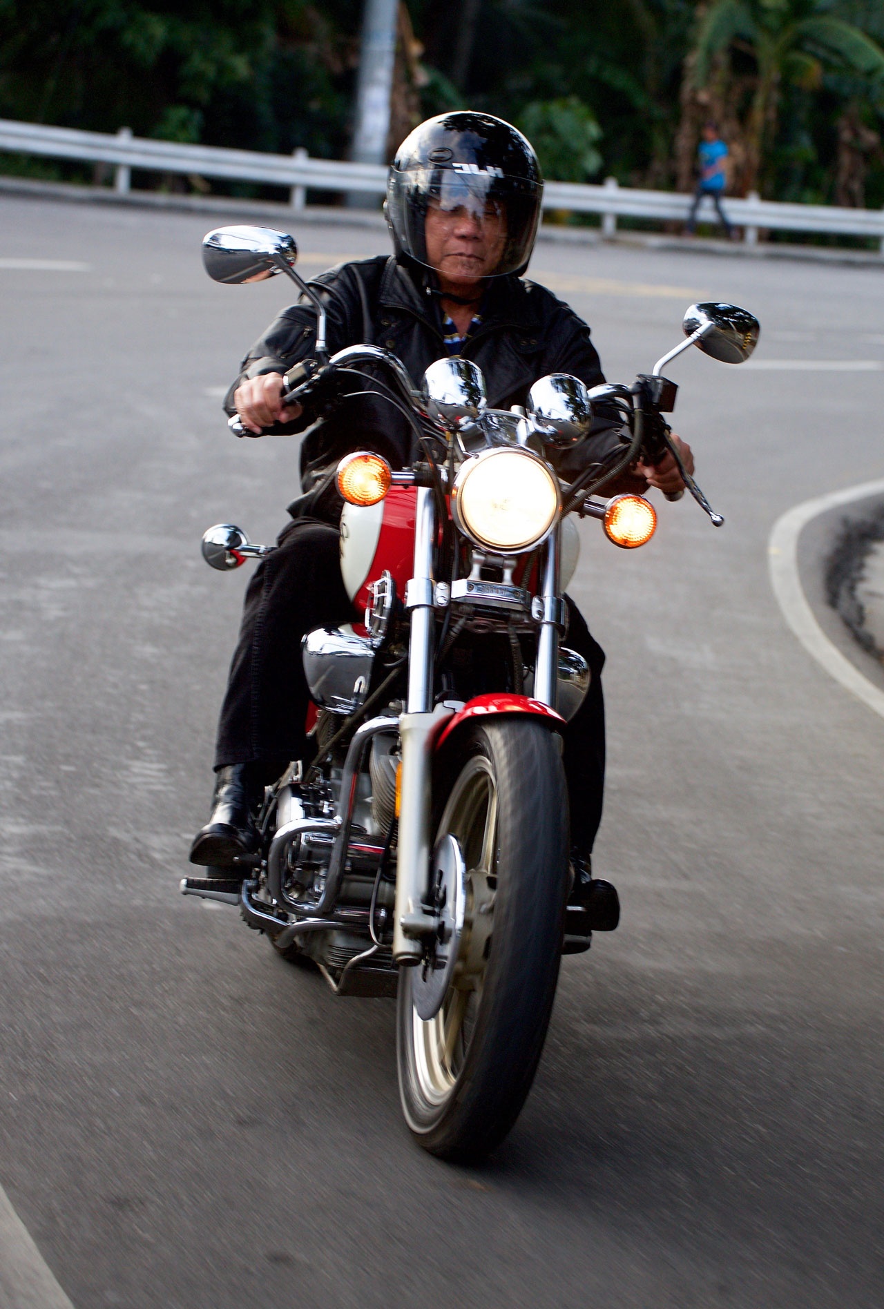 Xe nguyen thu quoc gia anh 5