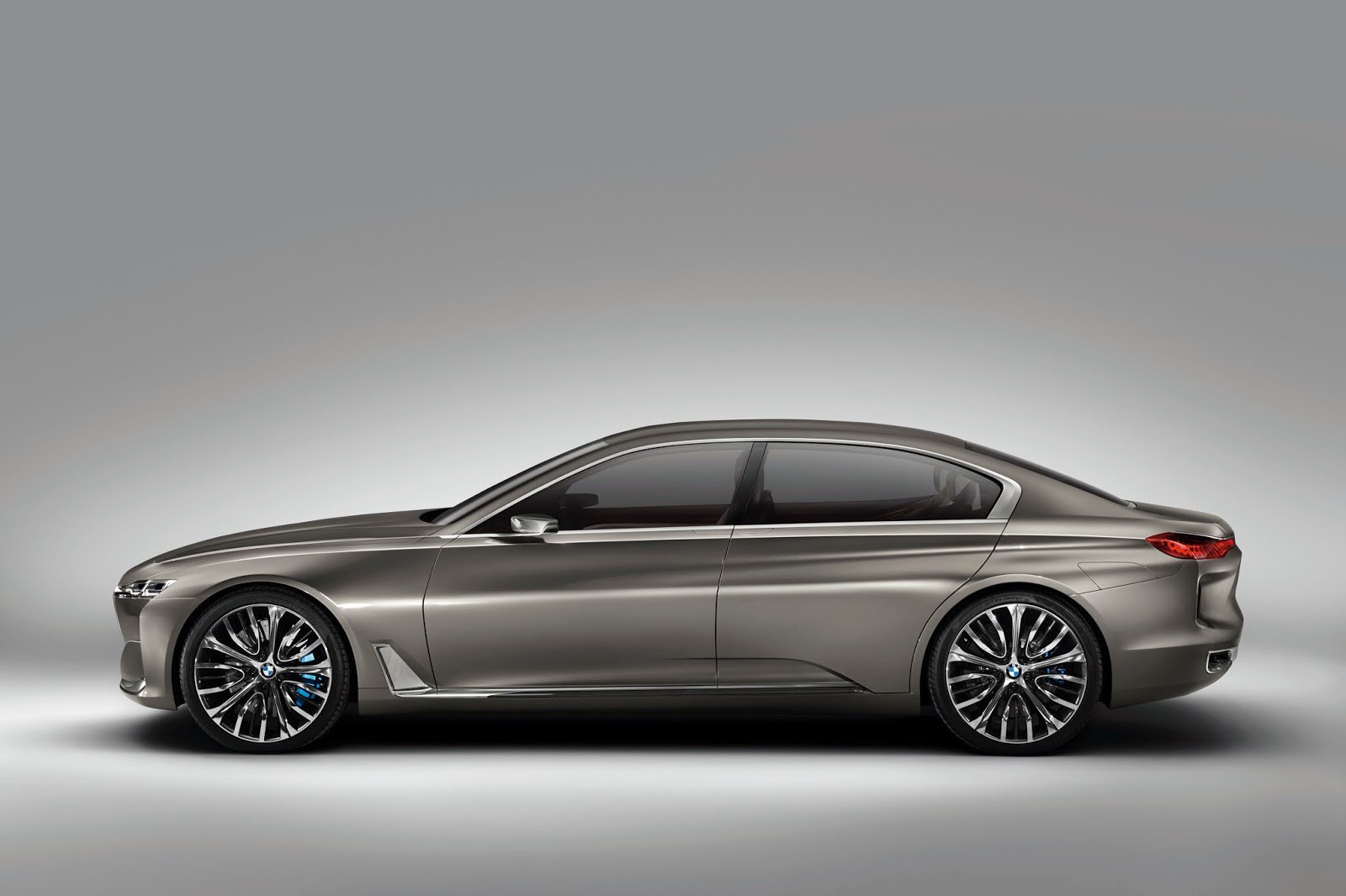 BMW 9 Series sap ra mat anh 2
