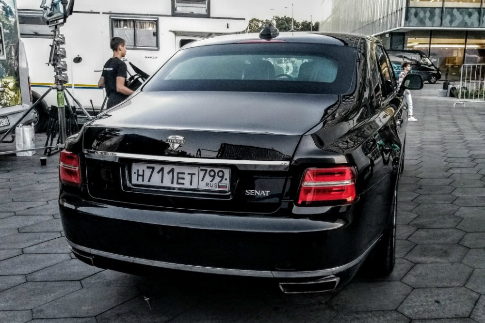 Limousine của Tổng thống Nga Putin ảnh 6 Limousine cua Tong thong Nga Putin anh 6