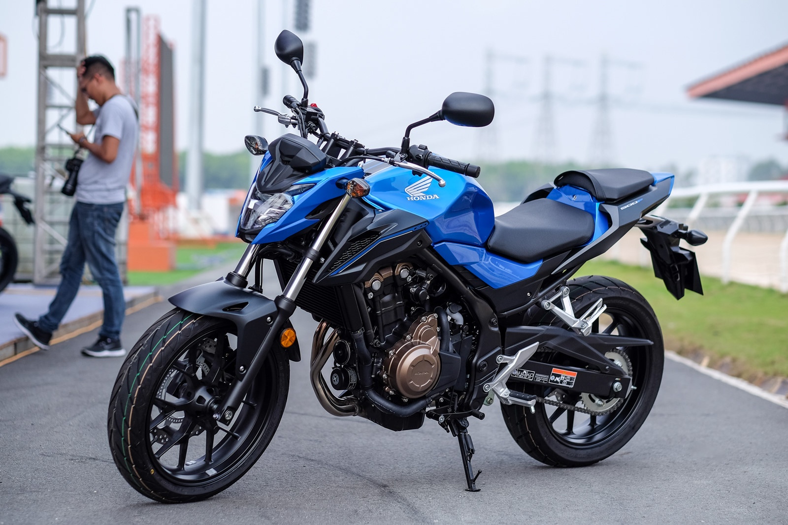 Môtô phân khối lớn giá 150-200 triệu đồng ảnh 3 Moto phan khoi lon gia 150-200 trieu dong anh 3