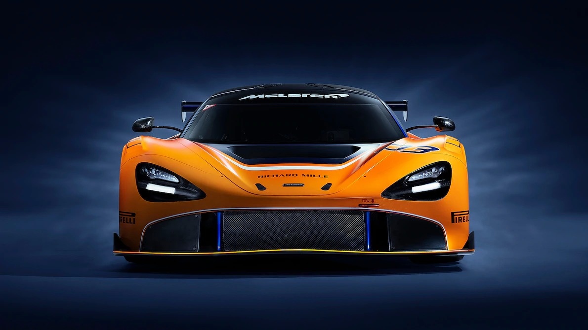 McLaren 720S GT3 anh 1