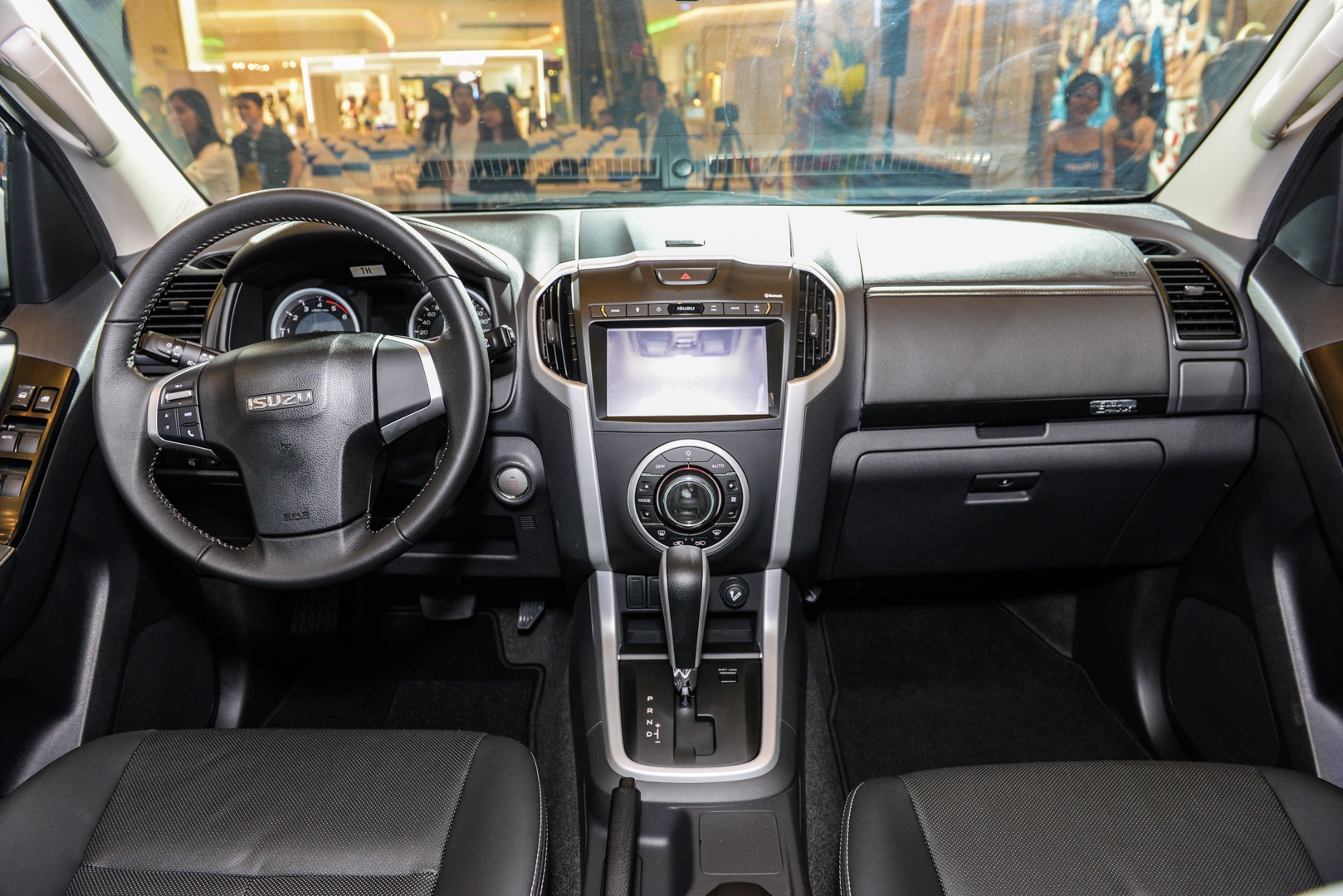 Isuzu D-Max 2018 ra mat anh 8