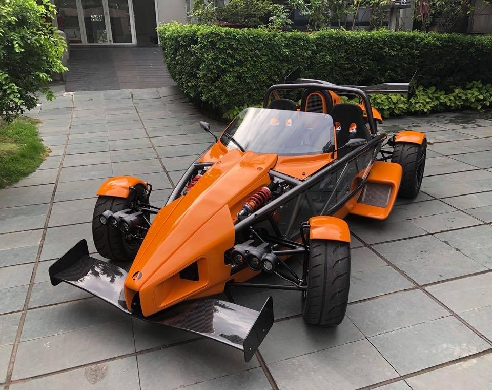 Xe dua duong pho Ariel Atom 3S dau tien ve Viet Nam hinh anh