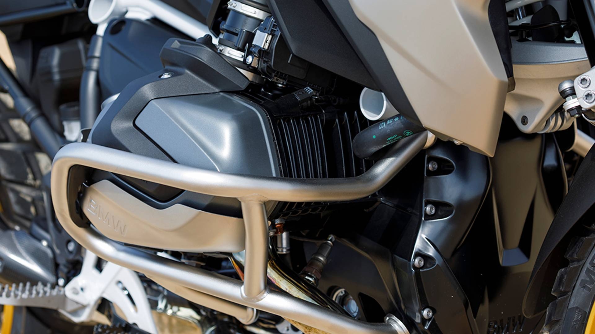 BMW R1250 GS và R1250 RT 2019  ảnh 3 BMW R1250 GS va R1250 RT 2019 anh 3