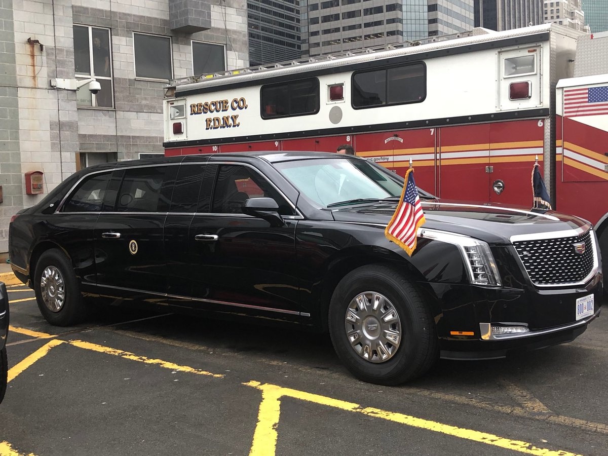 Cadillac The Beast 2.0 của Donald Trump ảnh 1 Cadillac The Beast 2.0 cua Donald Trump anh 1