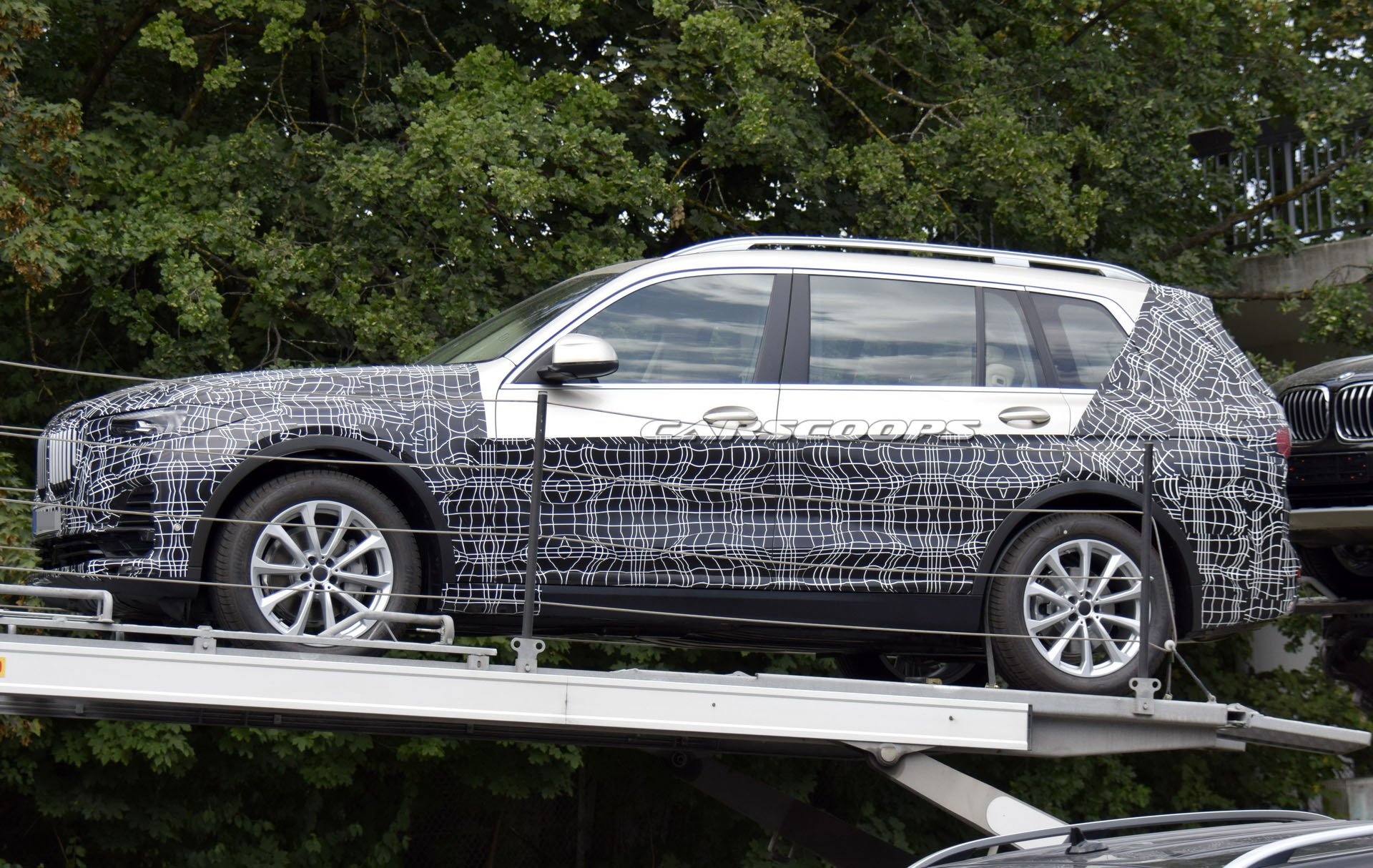 Ro ri thiet ke noi that BMW X7 truoc ngay ra mat hinh anh