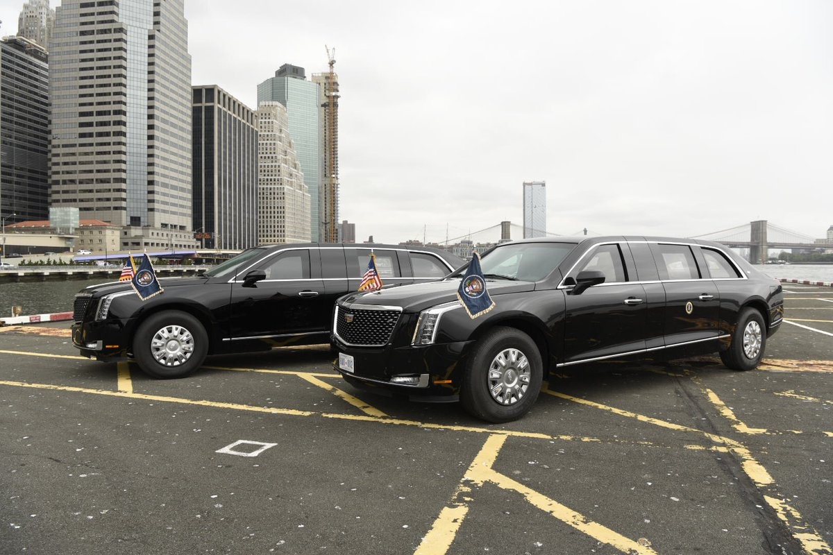 Cadillac The Beast 2.0 của Donald Trump ảnh 2 Cadillac The Beast 2.0 cua Donald Trump anh 2