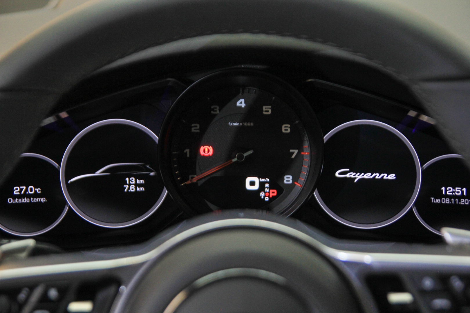 Porsche Cayenne ve Viet Nam anh 8