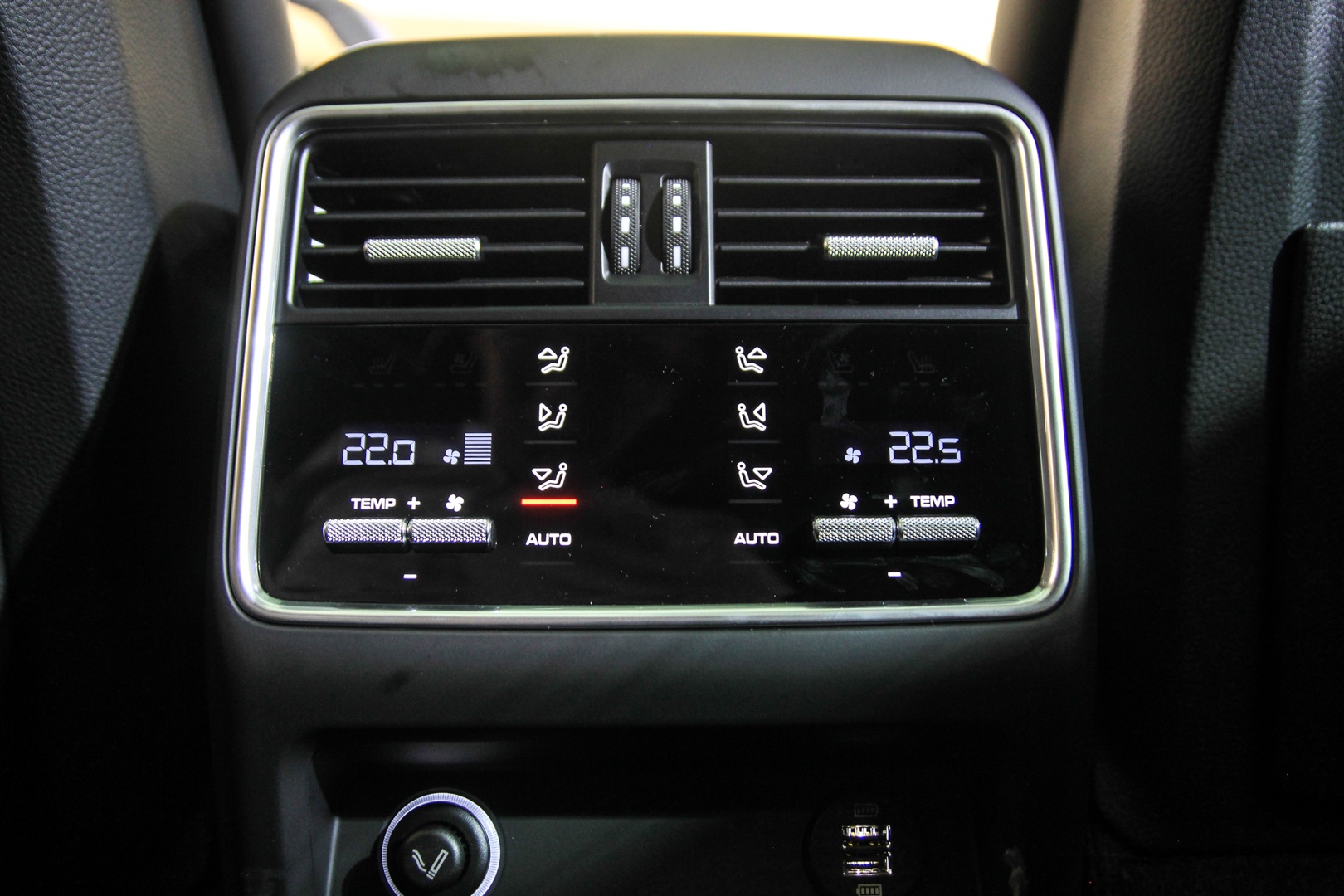 Porsche Cayenne ve Viet Nam anh 11