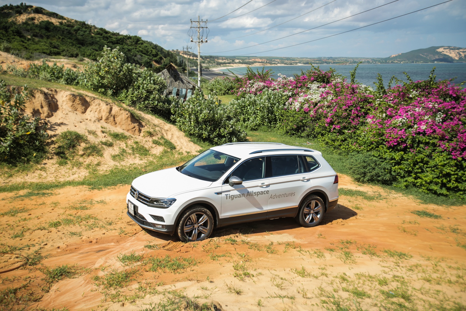 Đánh giá Volkswagen Tiguan Allspace 2018 ảnh 8 Danh gia Volkswagen Tiguan Allspace 2018 anh 8
