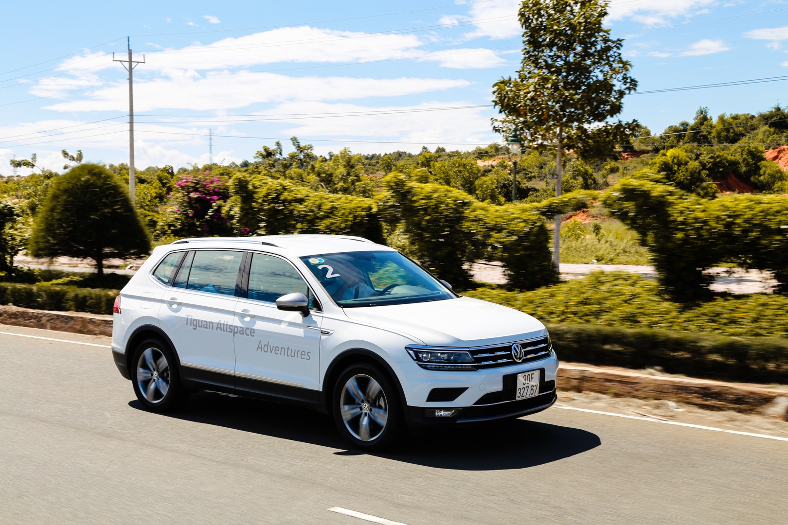 Đánh giá Volkswagen Tiguan Allspace 2018 ảnh 4 Danh gia Volkswagen Tiguan Allspace 2018 anh 4
