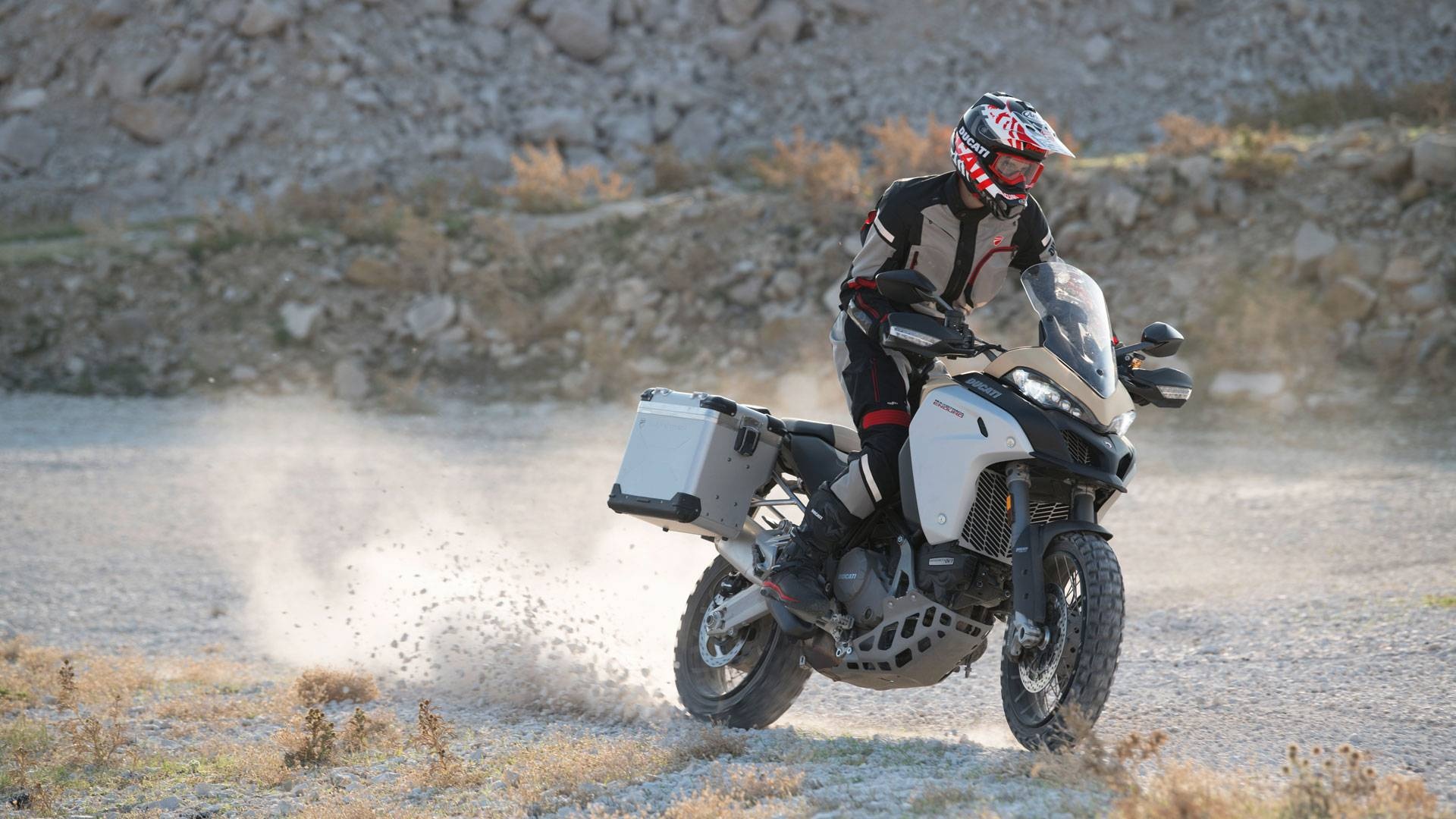 Ducati Multistrada 1260 Enduro 2019 sắp ra mắt ảnh 8 Ducati Multistrada 1260 Enduro 2019 sap ra mat anh 8