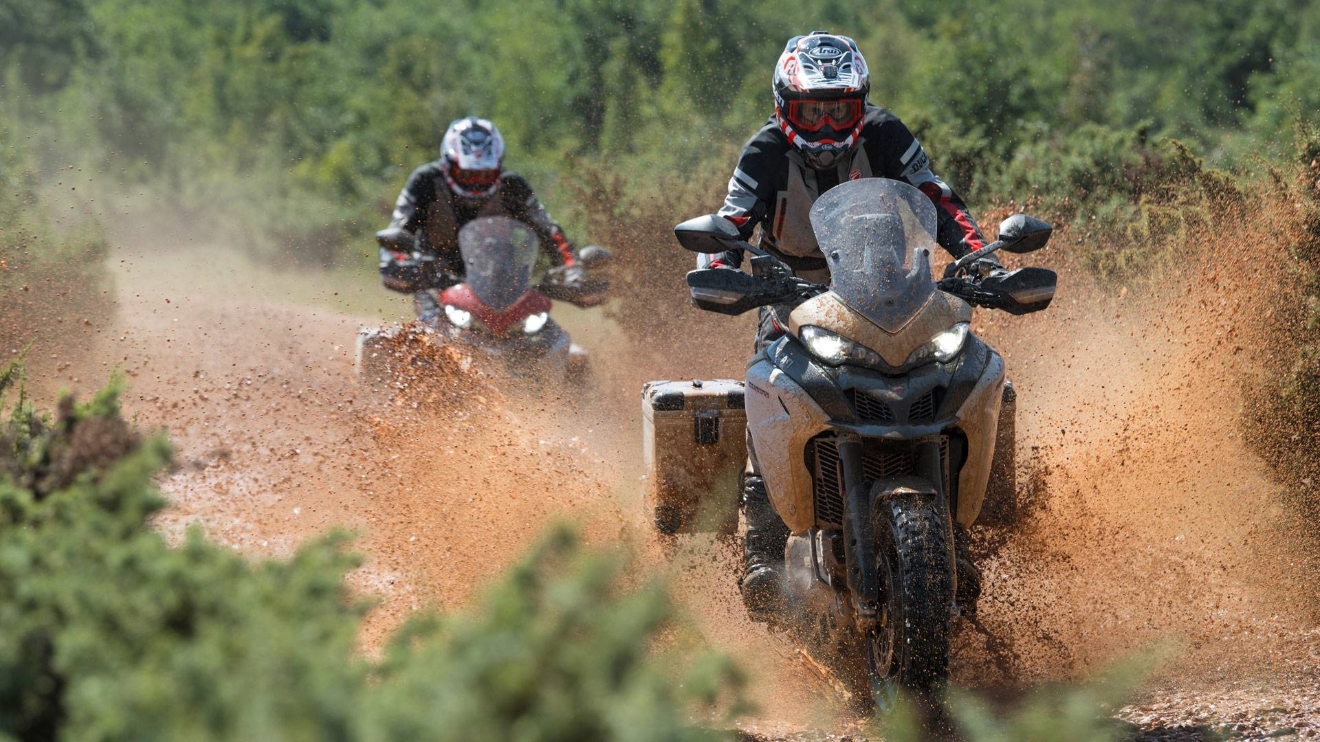 Sieu moto dia hinh sap ra mat tu Ducati hinh anh