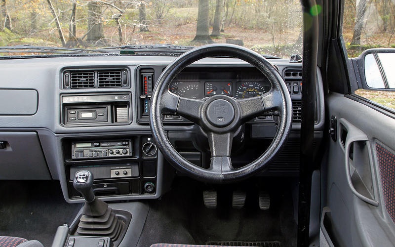 Noi that oto thay doi nhu the nao anh 8