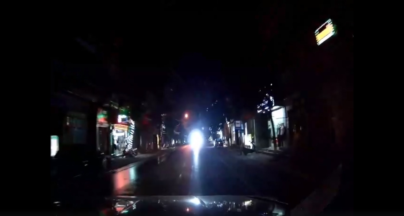 Gắn thêm đèn cường độ lớn có bị phạt ảnh 2 Gan them den cuong do lon co bi phat anh 2