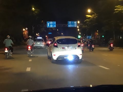 Gan den cuong do cao gay choi mat hinh anh