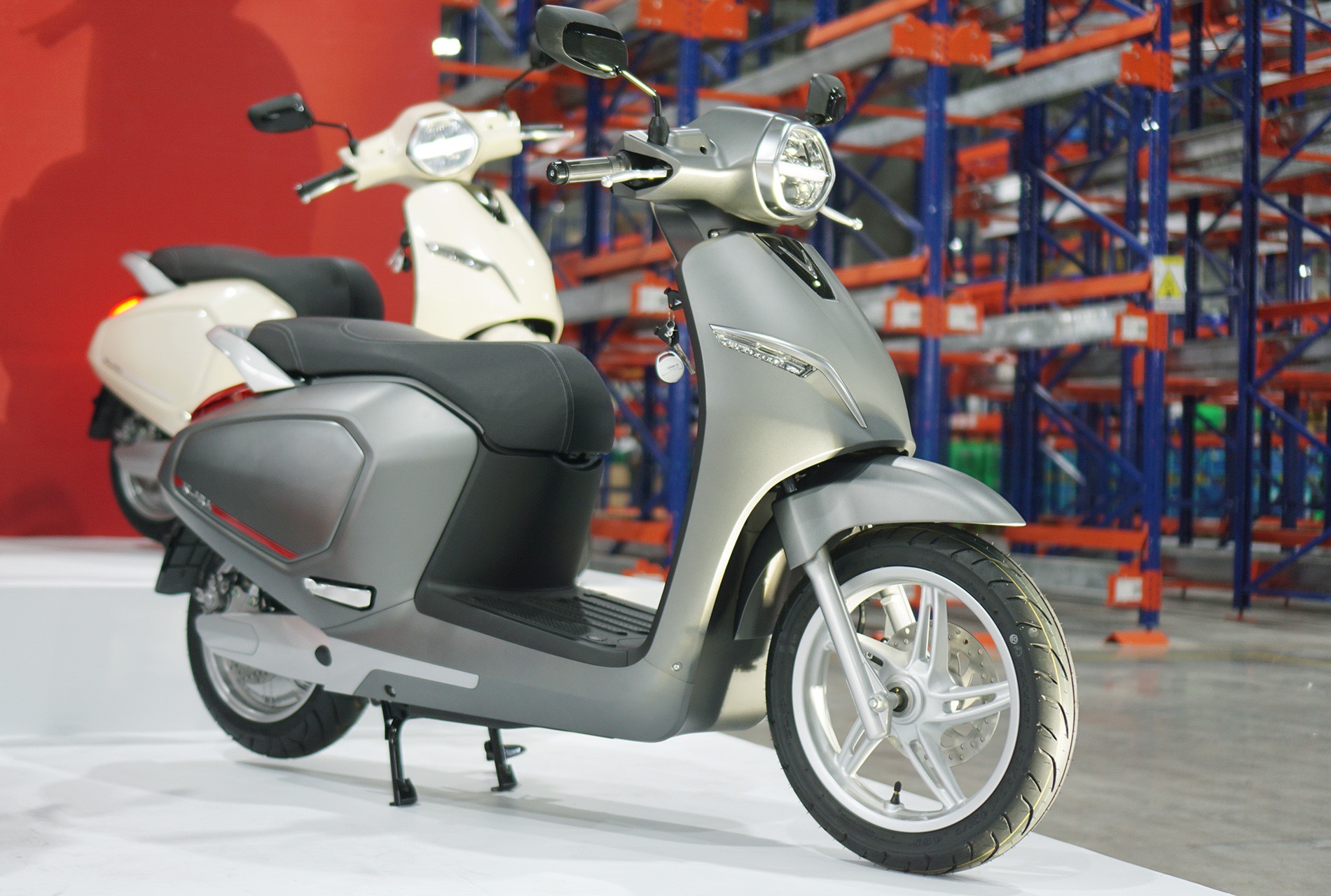 So sanh gia xe VinFast Klara anh 1