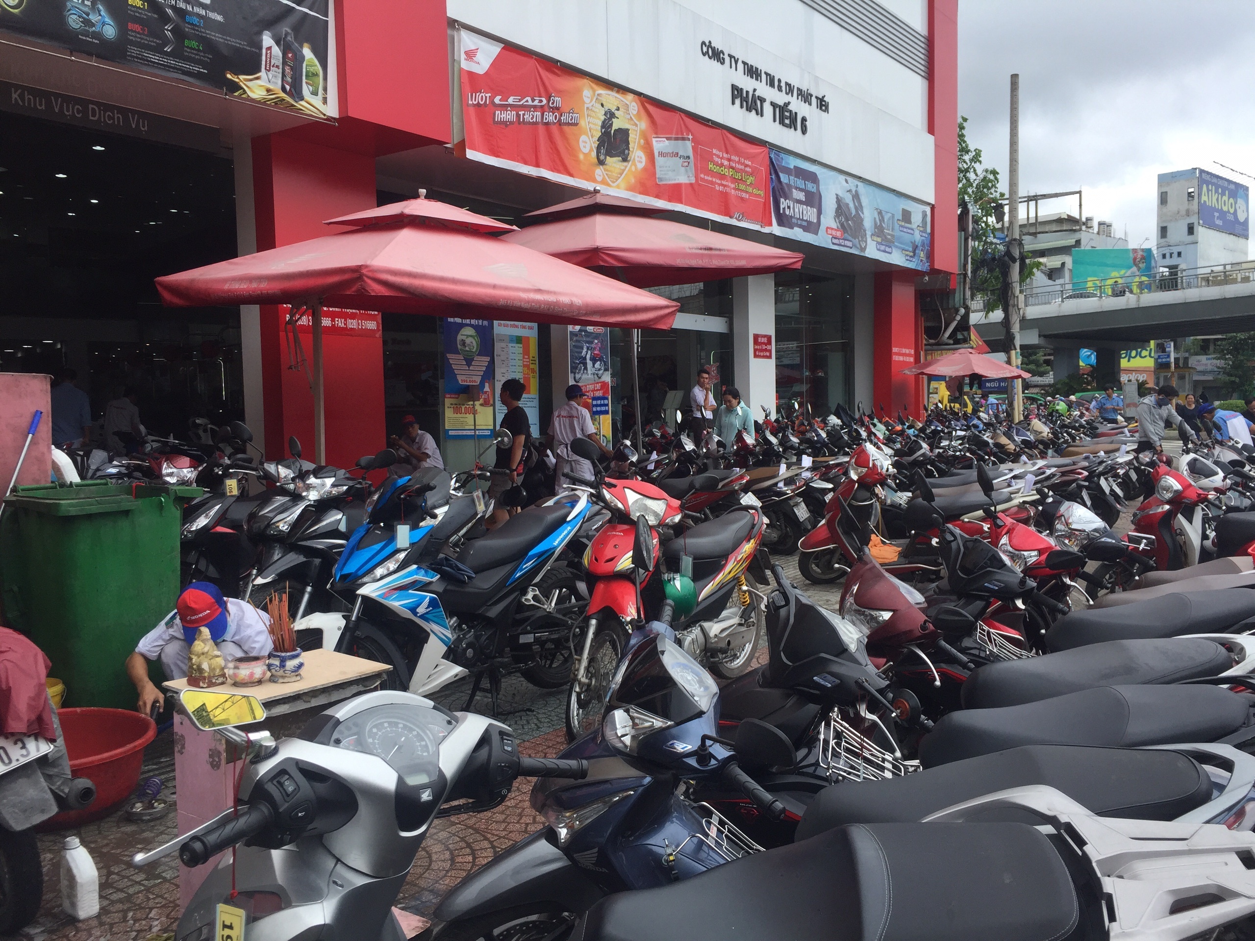 Ôtô chết máy, thủy kích vì bão số 9 ảnh 9 Oto chet may, thuy kich vi bao so 9 anh 9