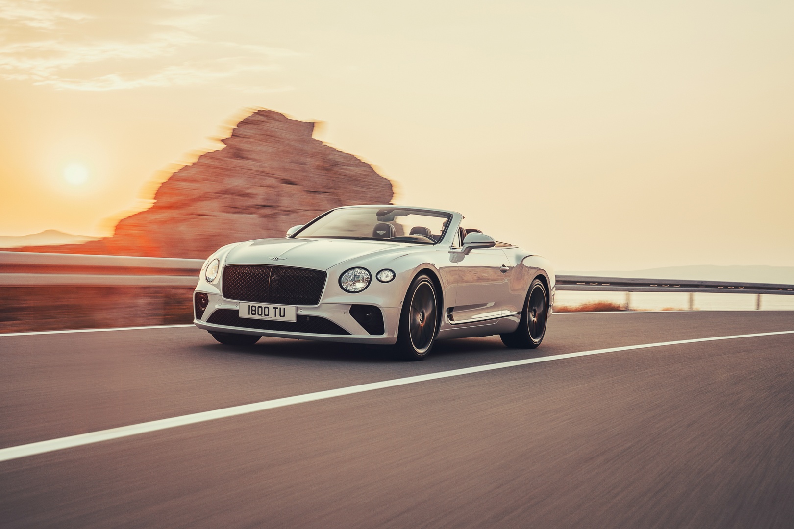 Bentley Continental GT Convertible the he moi chinh thuc lo dien hinh anh