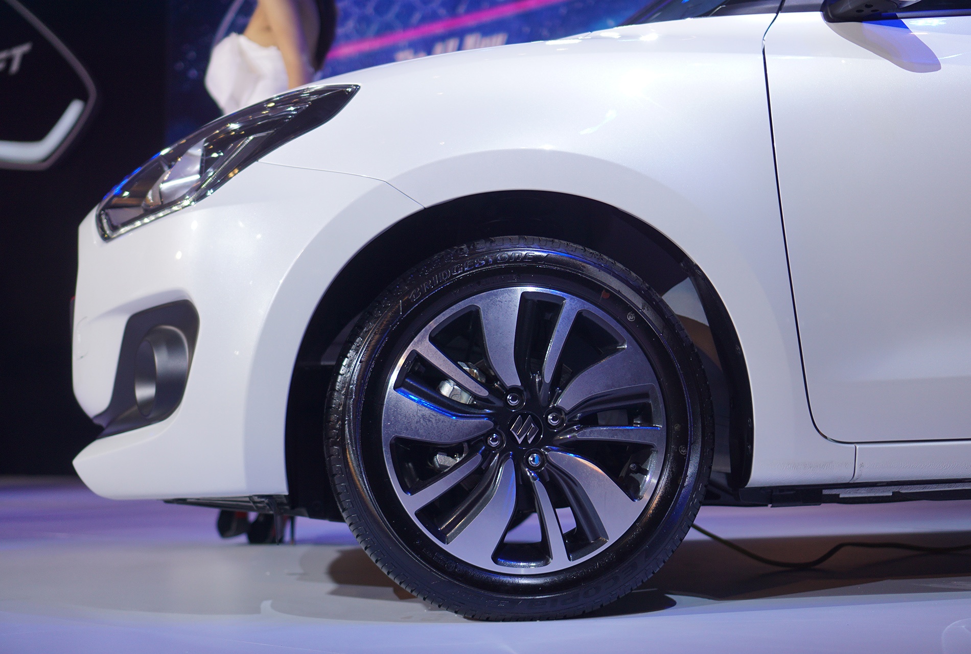 Suzuki Swift 2018 ra mắt tại VN ảnh 9 Suzuki Swift 2018 ra mat tai VN anh 9