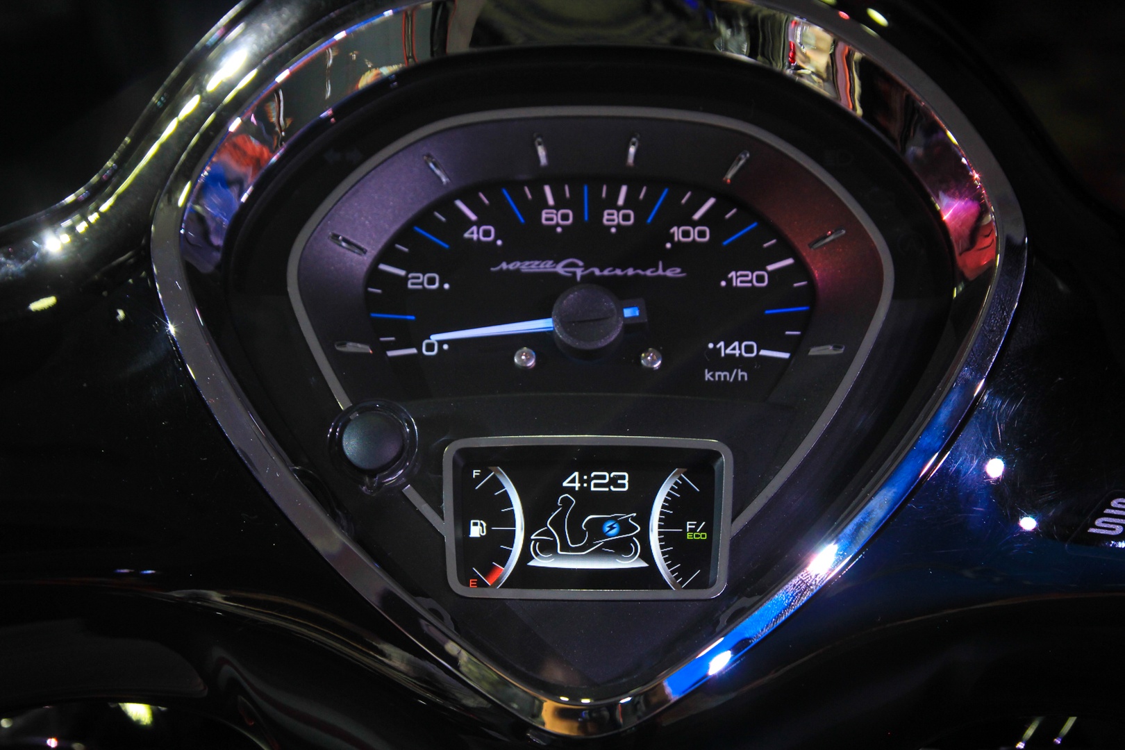 Chi tiet Yamaha Grande the he moi anh 6