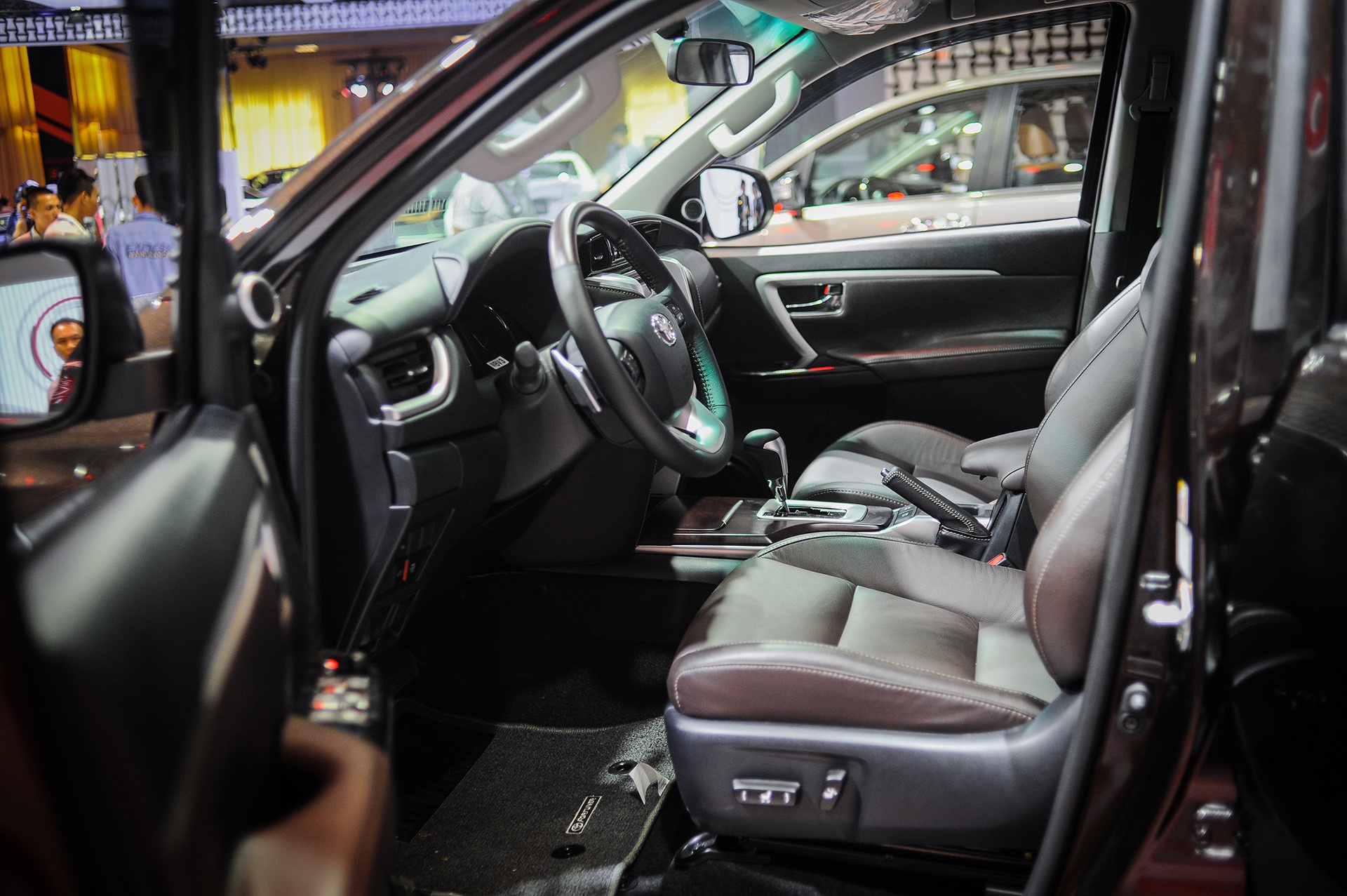 So sánh Toyota Fortuner và Nissan Terra ảnh 8 So sanh Toyota Fortuner va Nissan Terra anh 8