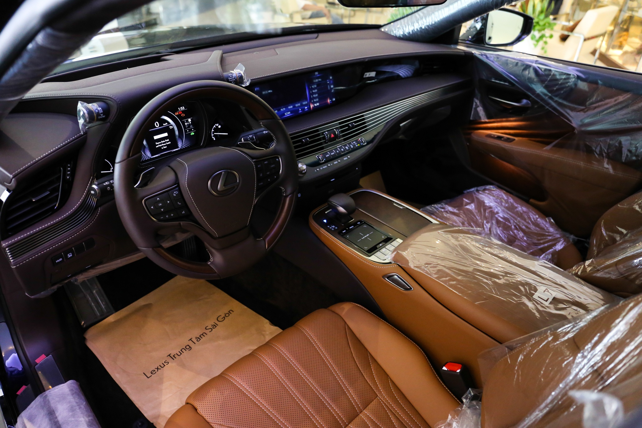 Lexus LS500 va LS500h ra mat anh 6