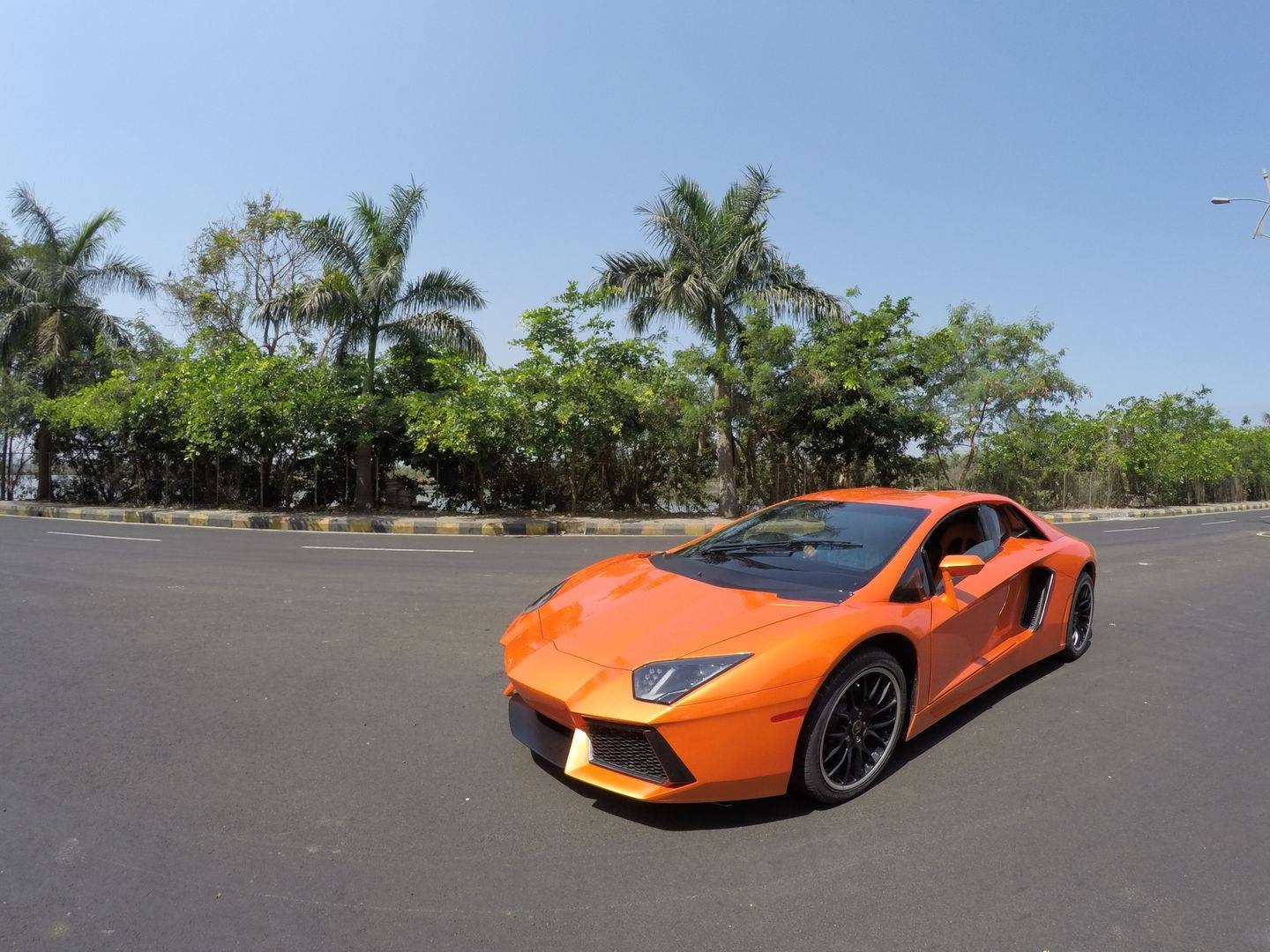 Lamborghini Aventador do tu Honda Accord anh 7