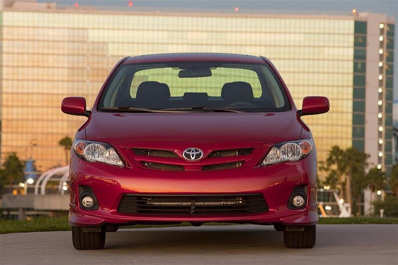 Toyota trieu hoi them 1,7 trieu xe vi loi tui khi Takata hinh anh