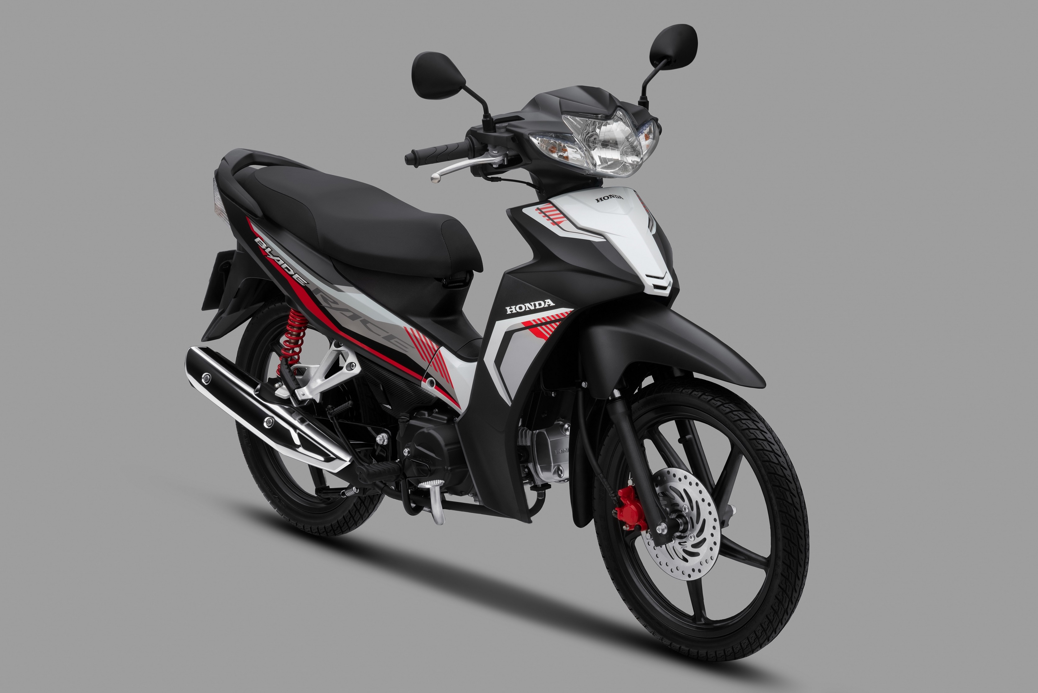 Honda Blade thêm tem mới ảnh 1 Honda Blade them tem moi anh 1
