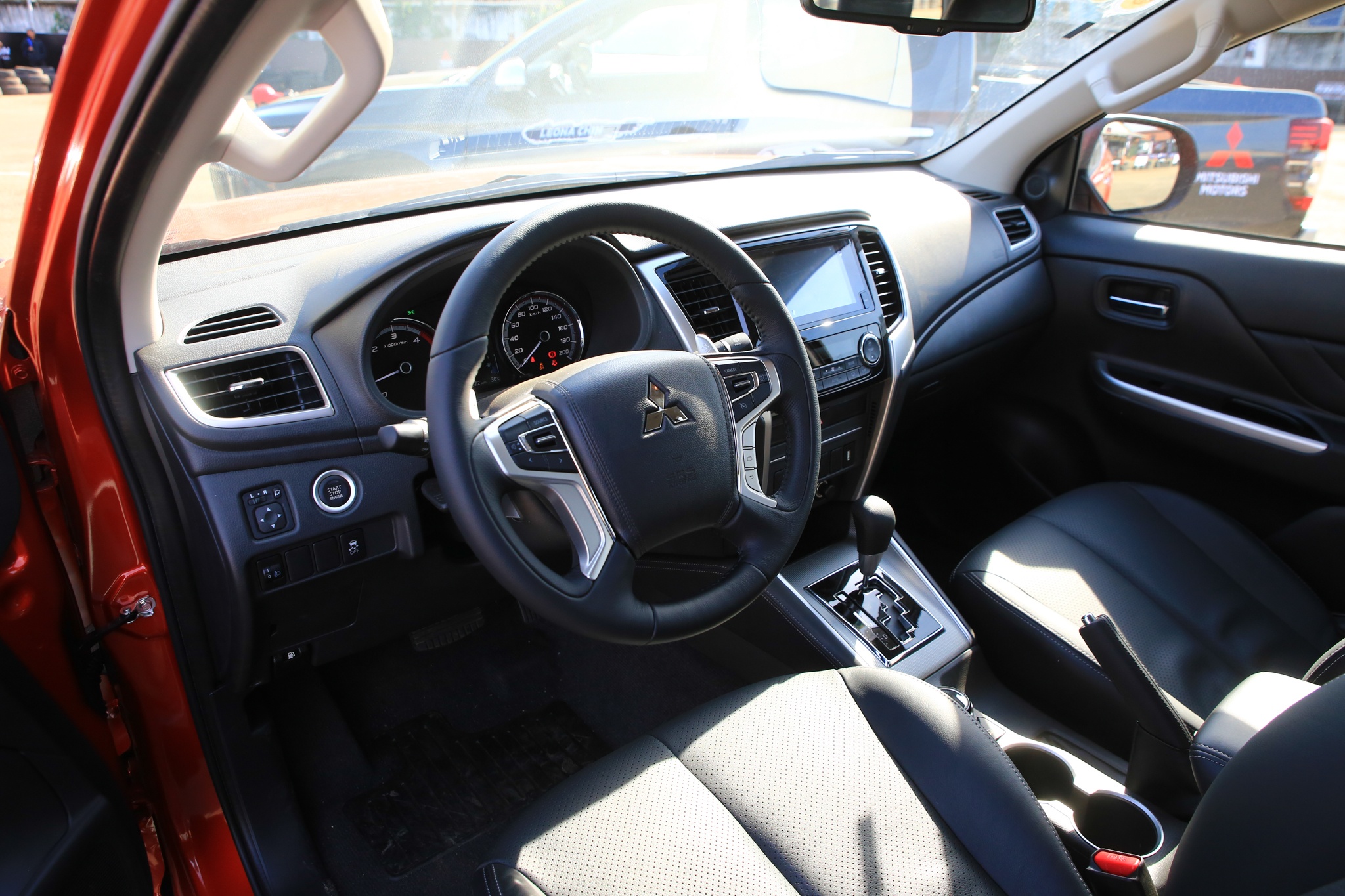 Chi tiet Mitsubishi Triton 2019 anh 7