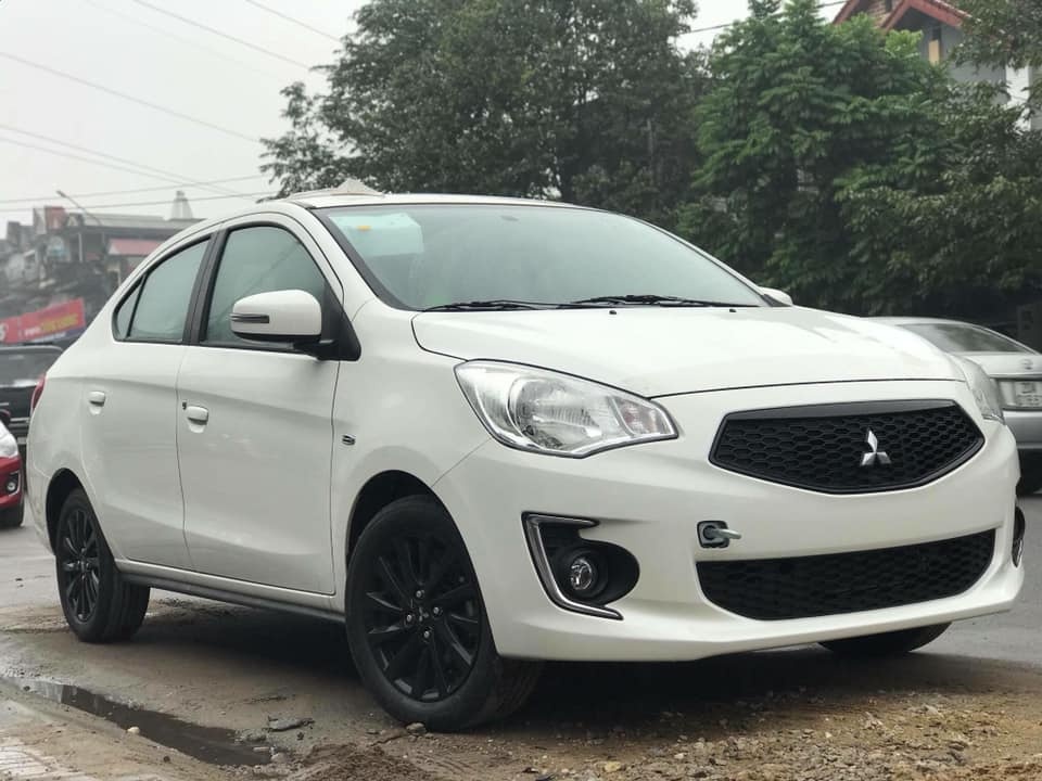 Mitsubishi Attrage 2019 am tham ve dai ly cho ngay ra mat hinh anh