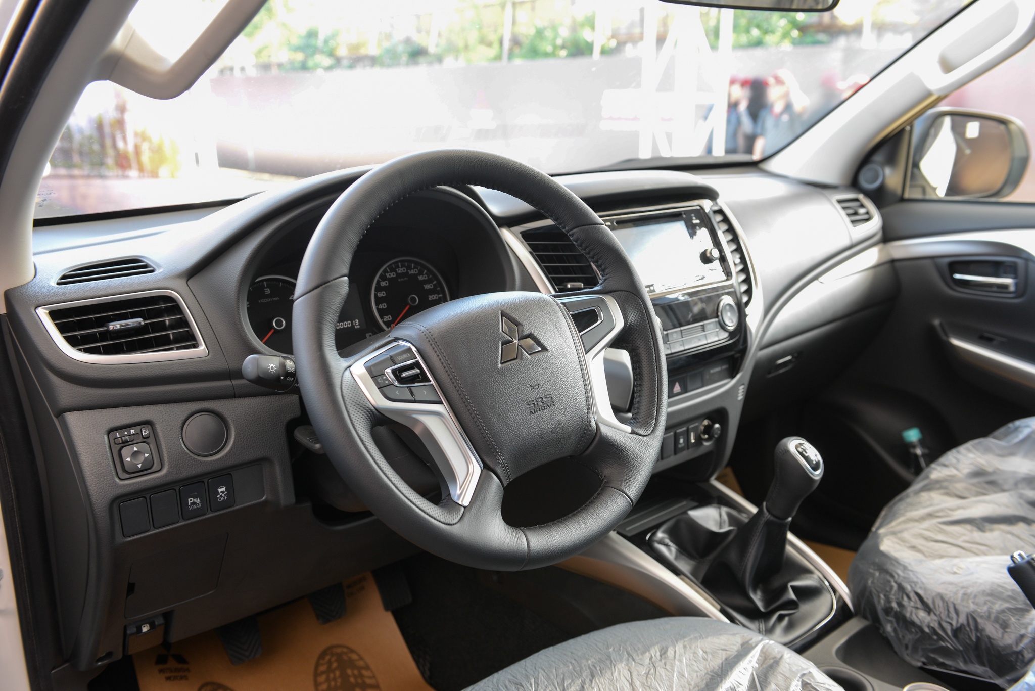 Mitsubishi Pajero Sport ban so san anh 5