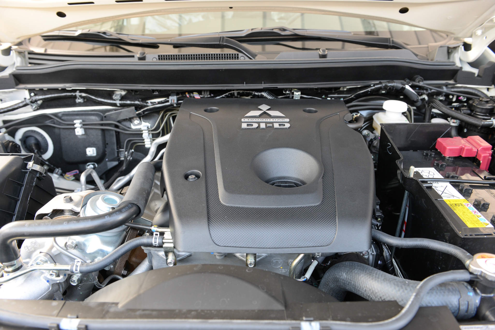 Mitsubishi Pajero Sport ban so san anh 8