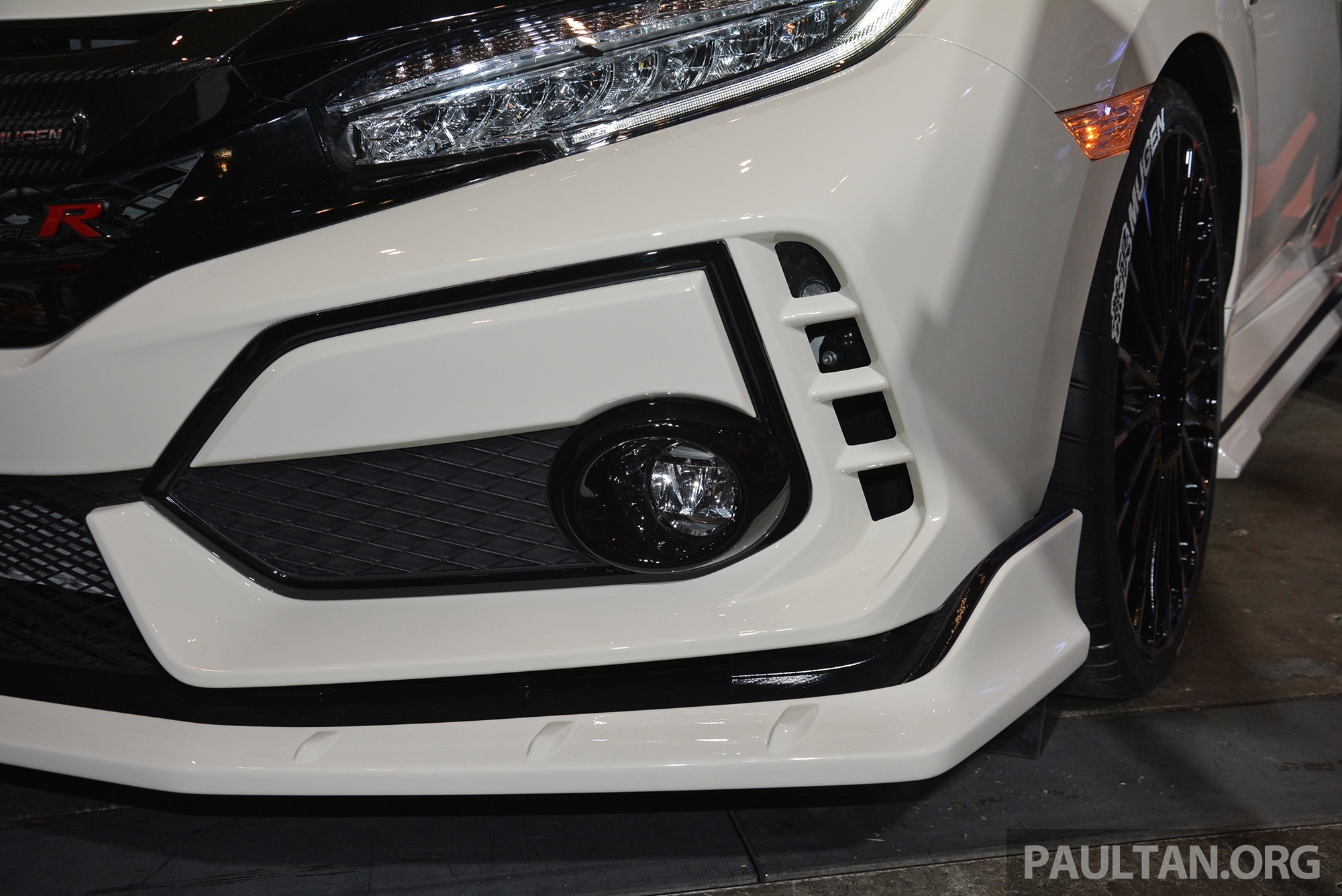 Honda Civic Type R do cuc ngau anh 2