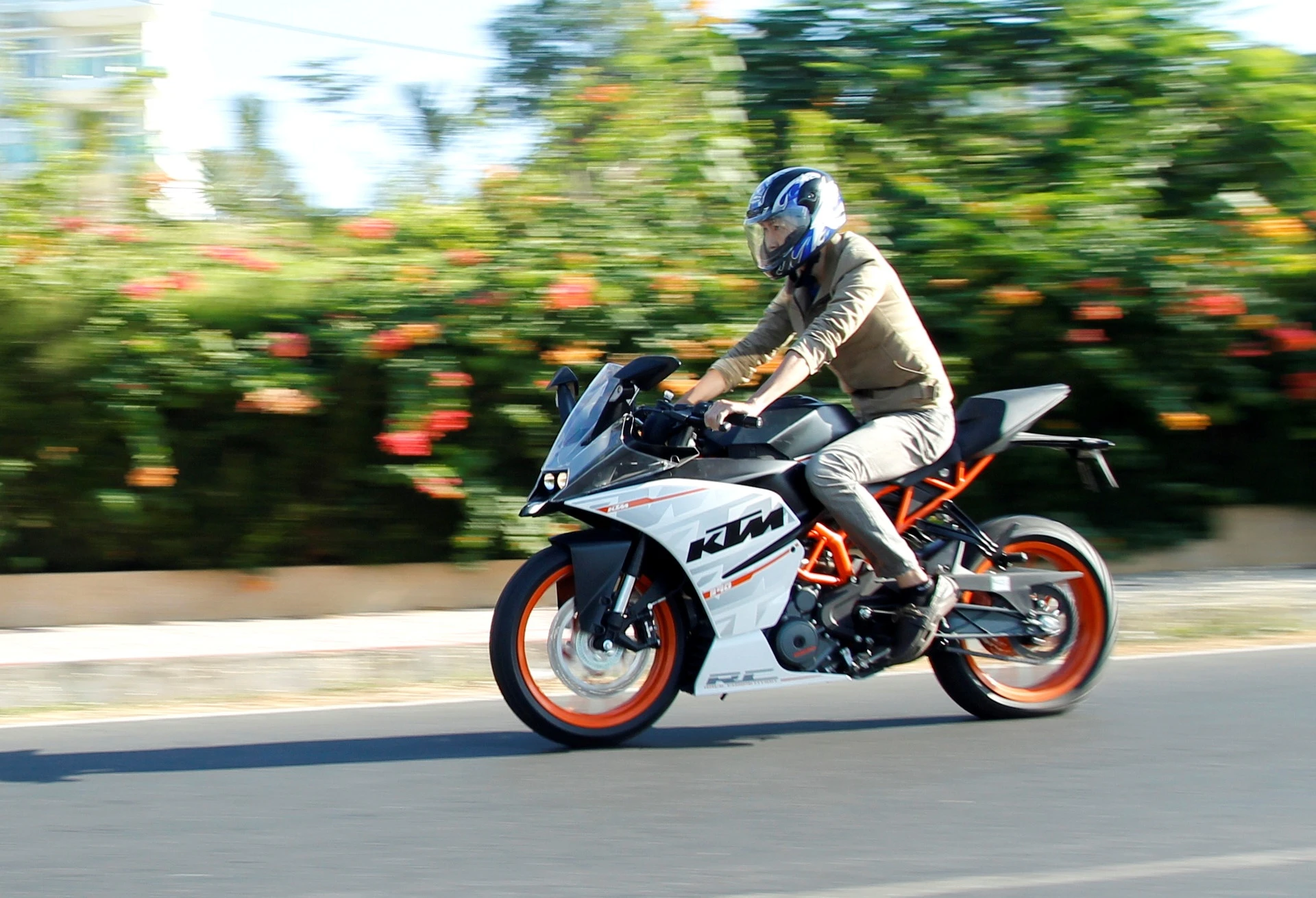 Sportbike duoi 300 cc choi Tet anh 3