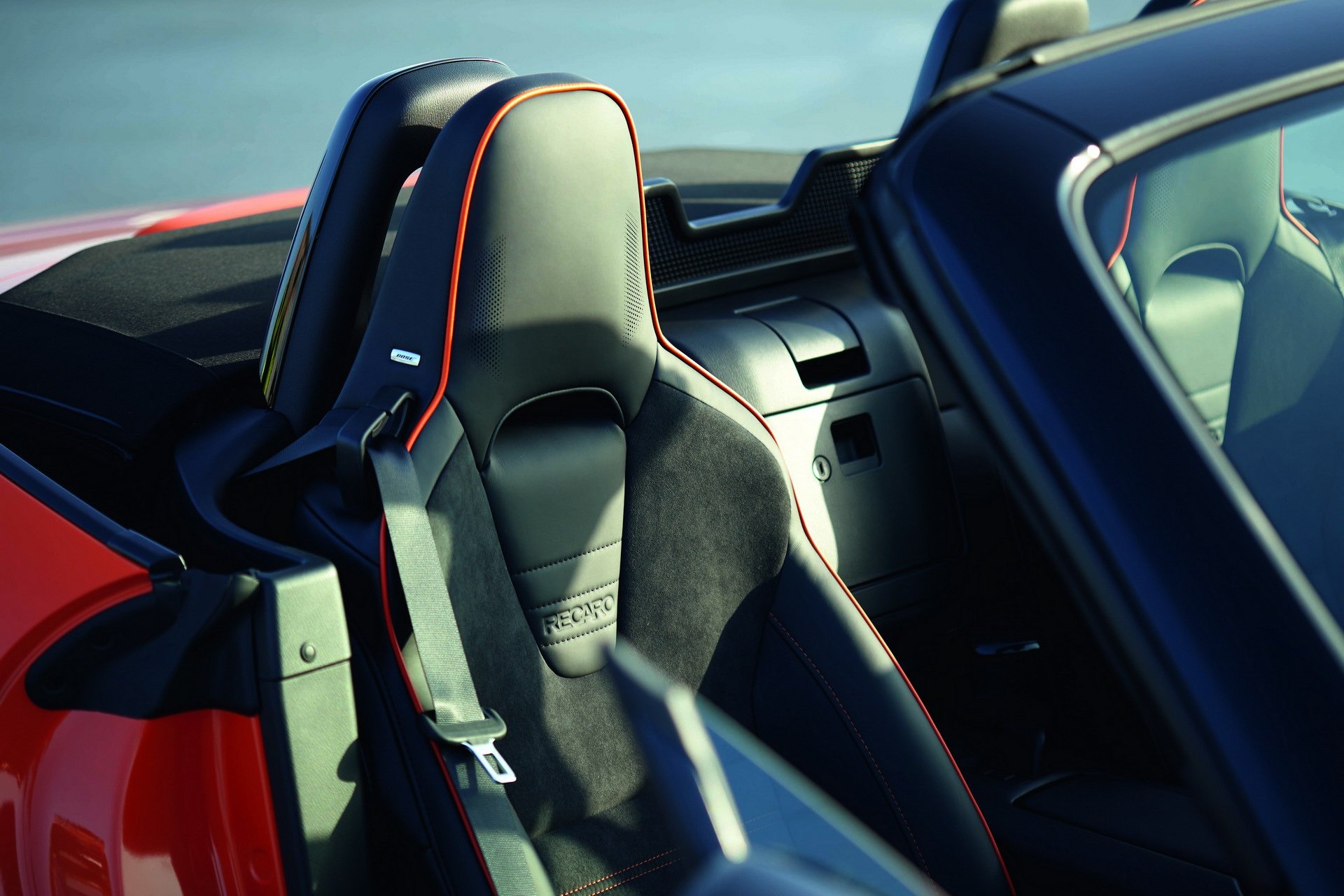 Mazda MX-5 ban ky niem 30 nam ra mat anh 5