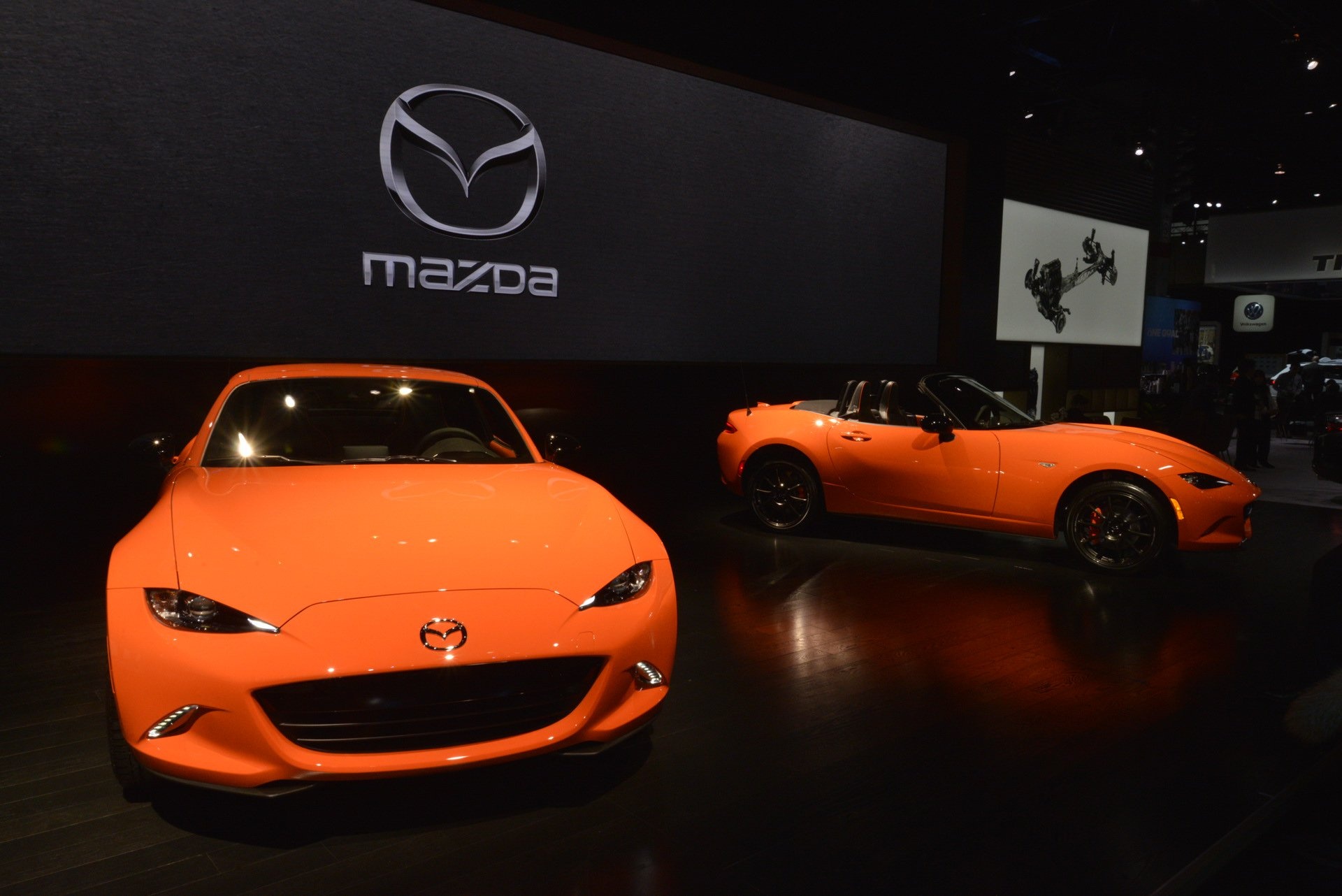 Mazda MX-5 ban ky niem 30 nam ra mat anh 2