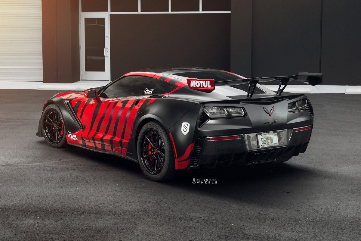 Chevrolet Corvette ZR1 manh ho anh 7