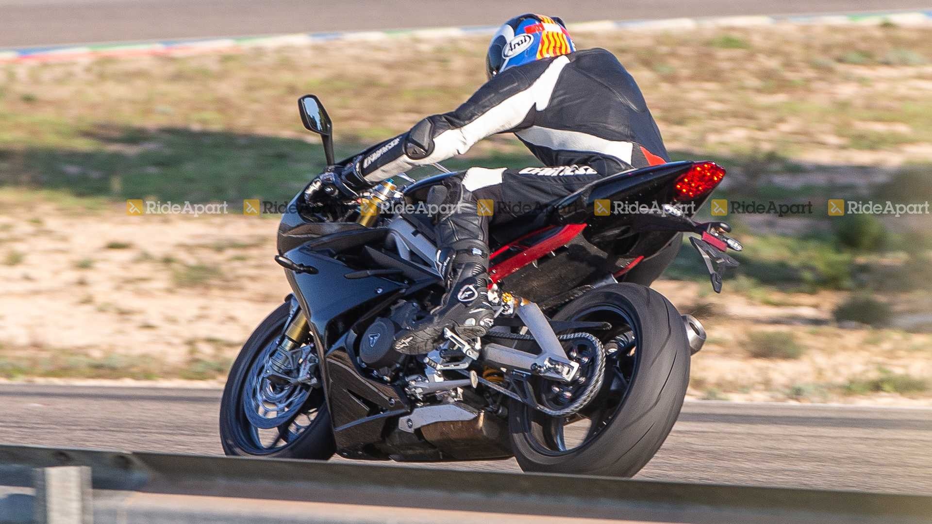 Triumph Daytona 765 thu nghiem anh 5