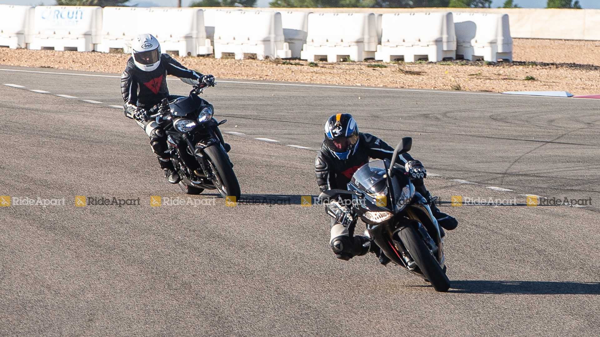 Triumph Daytona 765 thu nghiem anh 6