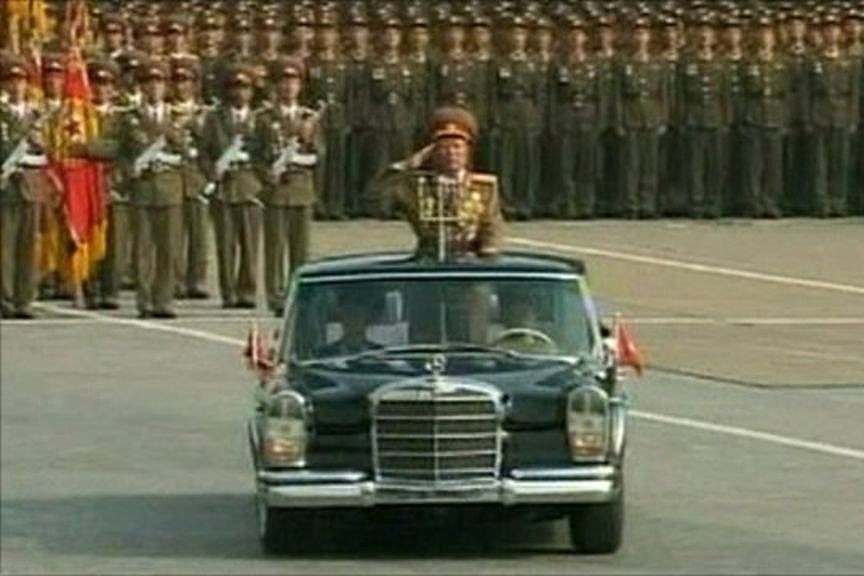 3 doi lanh dao trieu tien di xe gi? anh 5