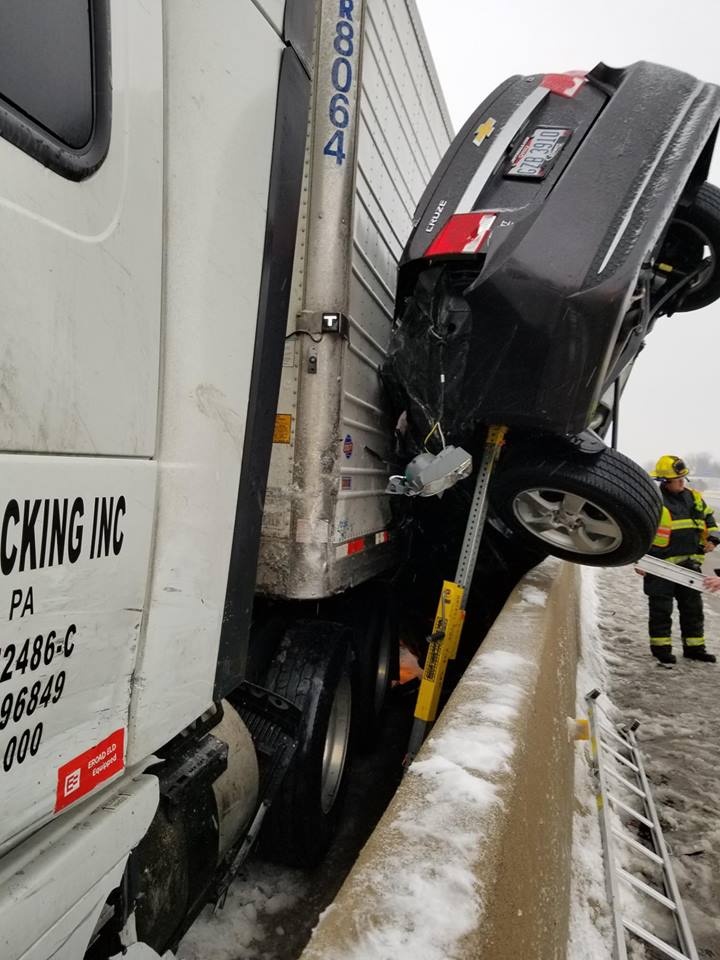 Chevrolet Cruze bep dum sau tai nan anh 3