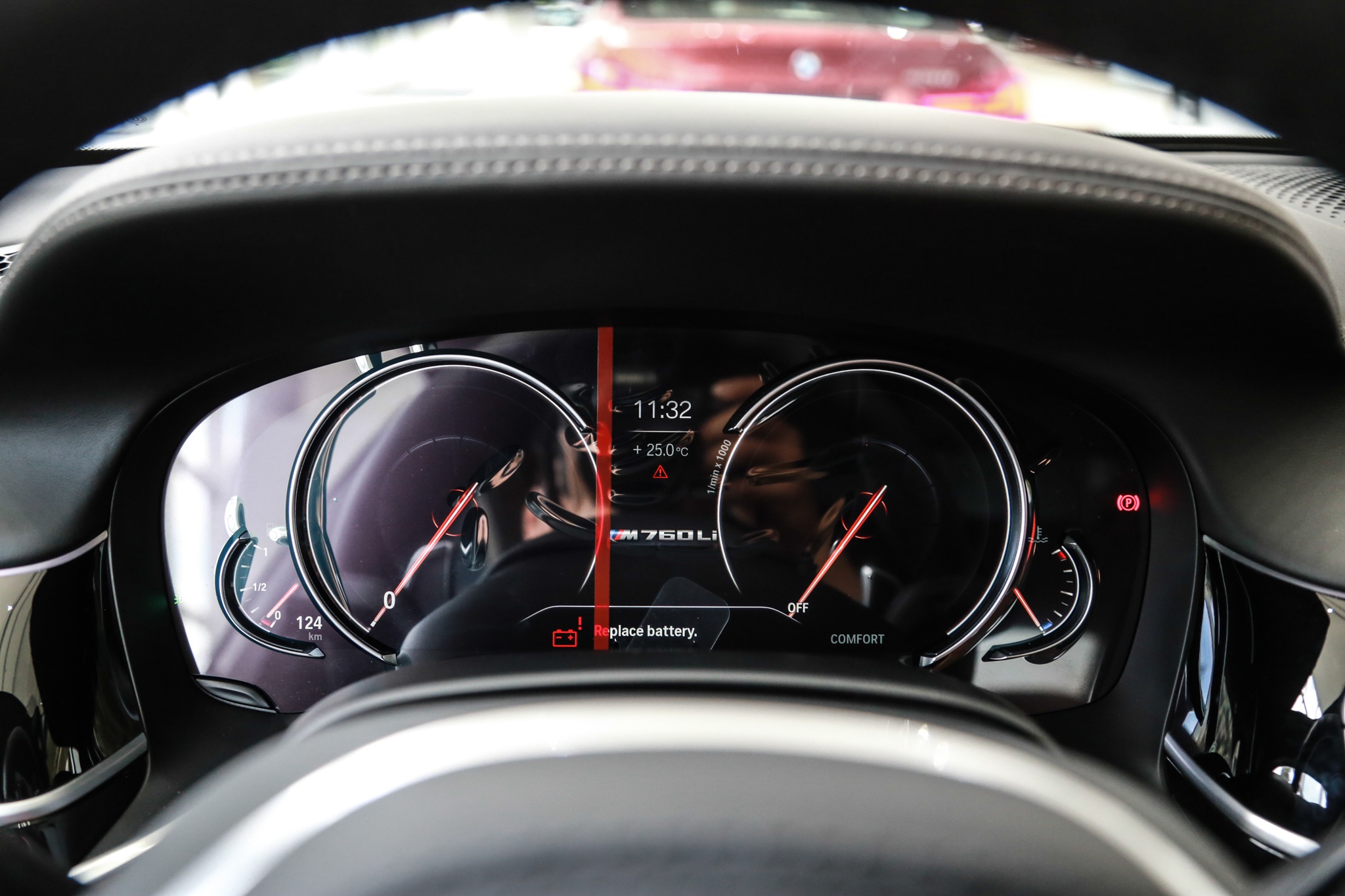 BMW M760Li XDrive 2019 tai Viet Nam anh 14