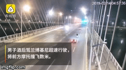 Thanh nien lai Lamborghini Huracan dam xe may o van toc 160 km/h hinh anh