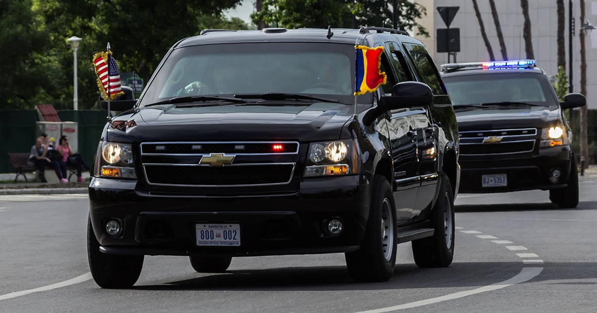 Chi tiet SUV Chevrolet Suburban anh 8